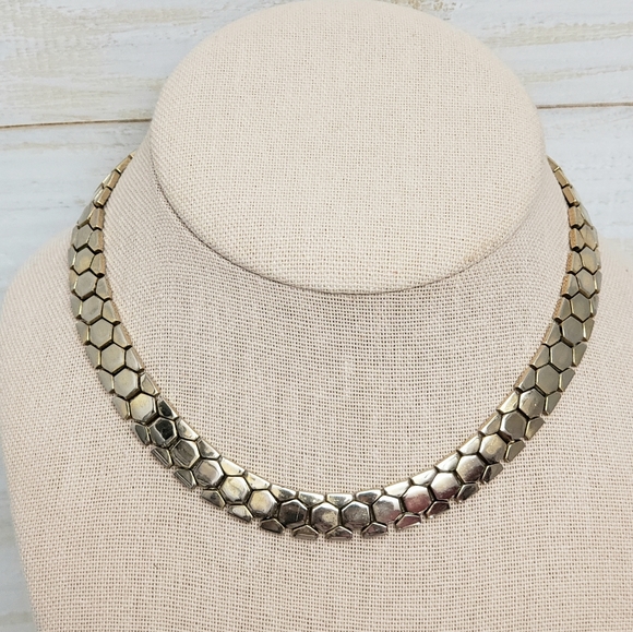 Crown Trifari Gold Jaquard Thick Classy Chocker Necklace Chain - Picture 7 of 8